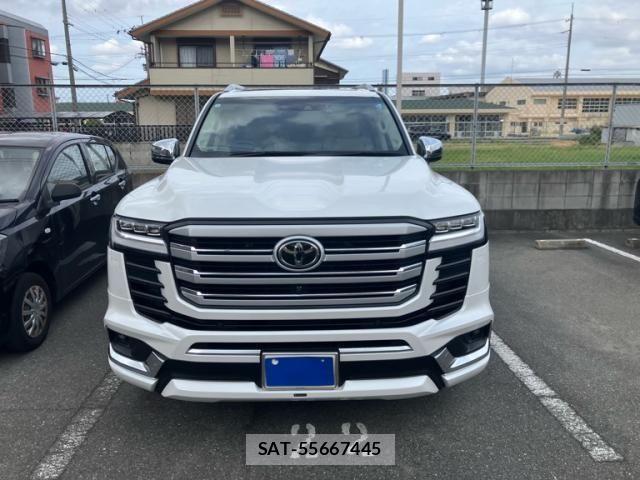 Toyota LAND CRUISER 2024-01 8413163-1
