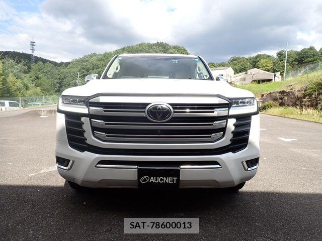 Toyota LAND CRUISER 2023-10 8413160-4