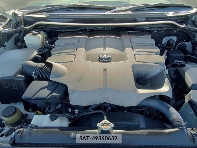 Toyota LAND CRUISER 2011-08 8438313-4