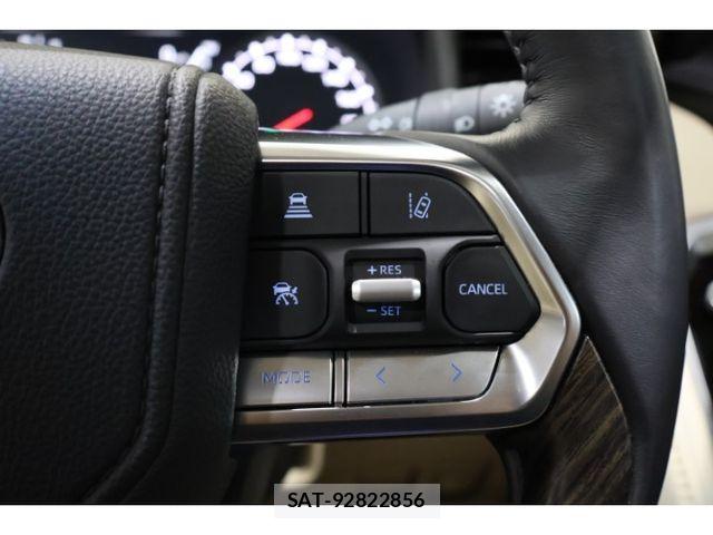 Toyota LAND CRUISER 2023-07 8437632-22