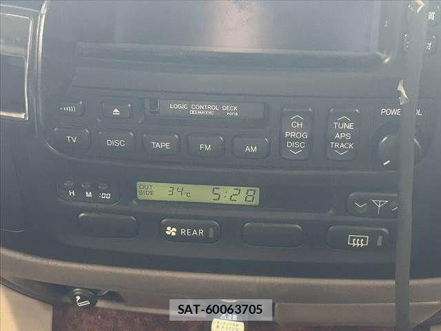 Toyota LAND CRUISER 2000-08 8457778-29