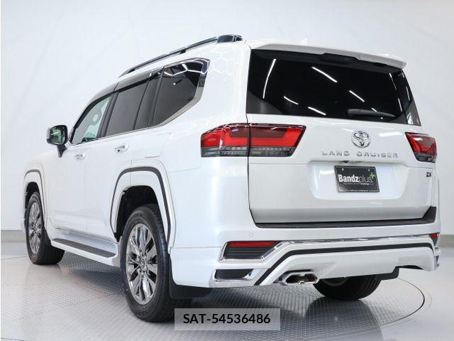 Toyota LAND CRUISER 2024-09 8457776-5