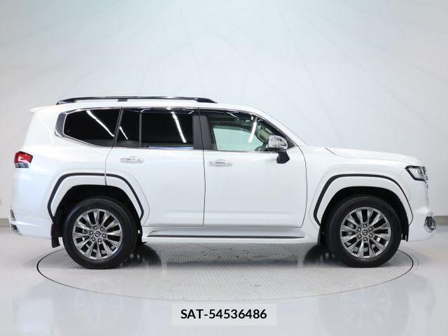 Toyota LAND CRUISER 2024-09 8457776-8
