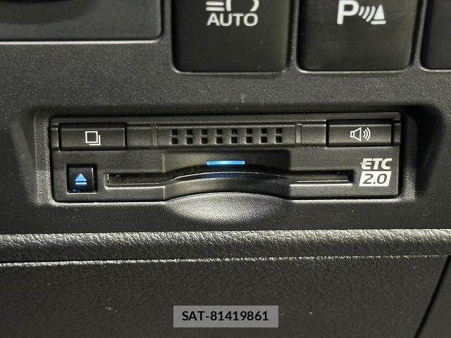 Toyota LAND CRUISER 2018-05 8485601-9