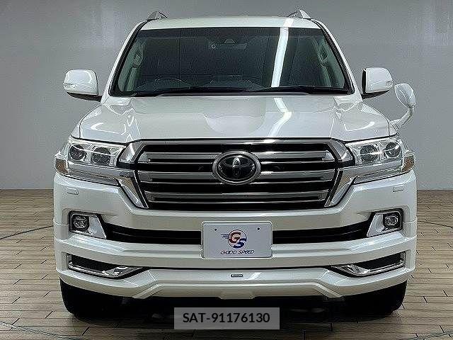 Toyota LAND CRUISER 2017-05 8485606-12