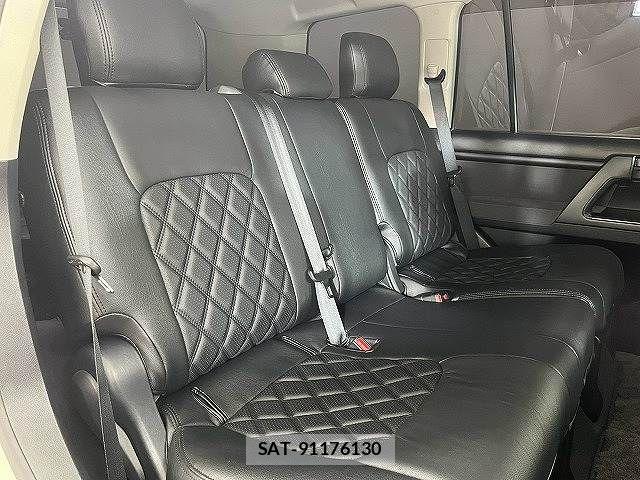 Toyota LAND CRUISER 2017-05 8485606-5