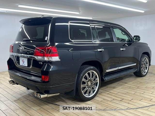 Toyota LAND CRUISER 2015-10 8485599-15