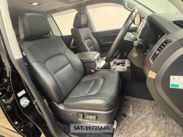 Toyota LAND CRUISER 2016-02 8485604-9