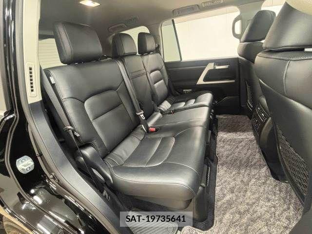 Toyota LAND CRUISER 2016-02 8485604-10