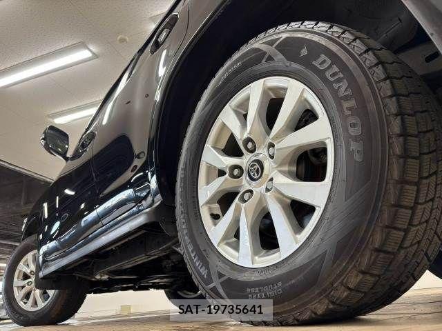 Toyota LAND CRUISER 2016-02 8485604-18