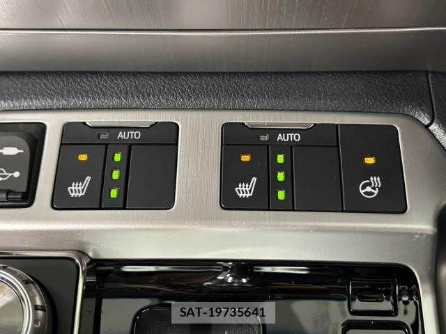 Toyota LAND CRUISER 2016-02 8485604-7