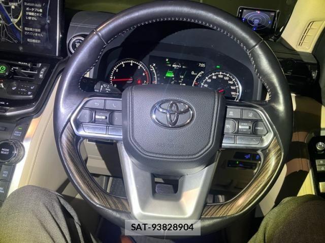 Toyota LAND CRUISER 2022-05 8485598-18