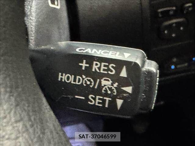 Toyota LAND CRUISER 2016-06 8485602-10