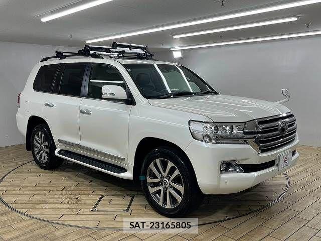 Toyota LAND CRUISER 2016-07 8485603-13