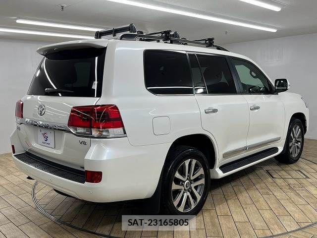 Toyota LAND CRUISER 2016-07 8485603-15