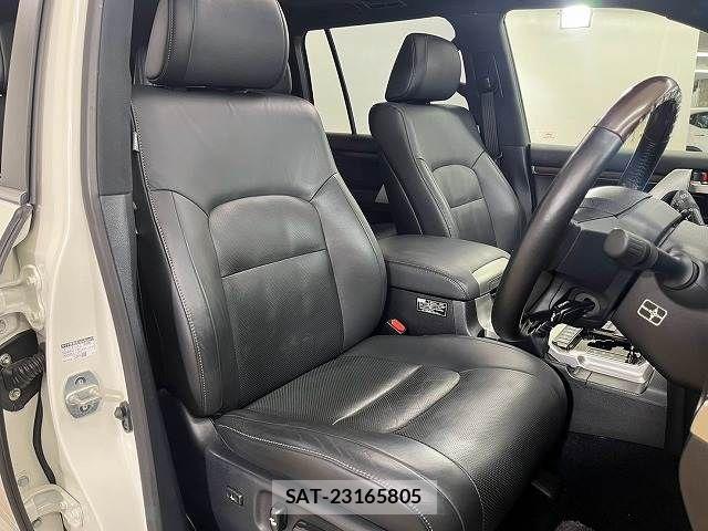 Toyota LAND CRUISER 2016-07 8485603-4