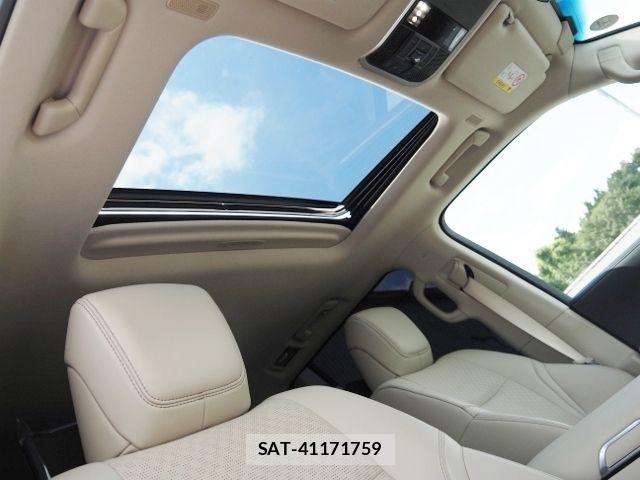 Toyota LAND CRUISER 2023-06 8562350-9
