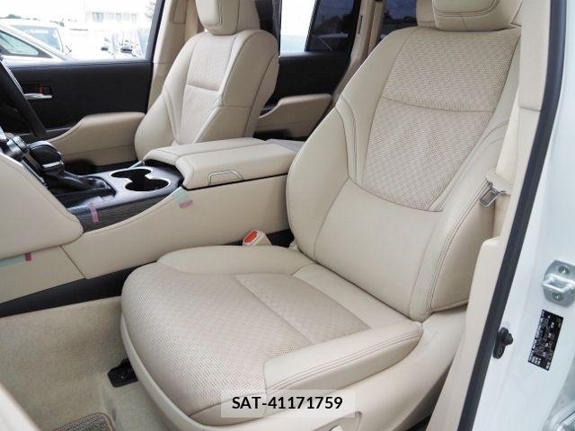 Toyota LAND CRUISER 2023-06 8562350-12