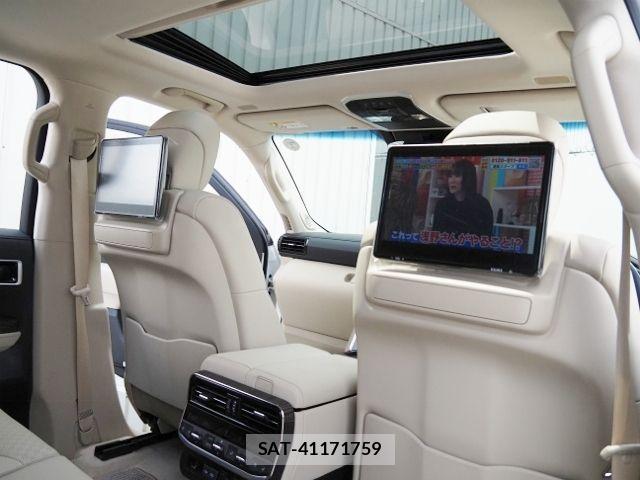 Toyota LAND CRUISER 2023-06 8562350-14