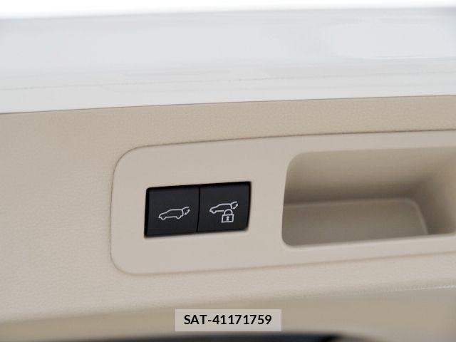 Toyota LAND CRUISER 2023-06 8562350-17