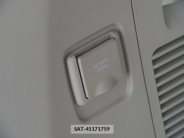 Toyota LAND CRUISER 2023-06 8562350-19