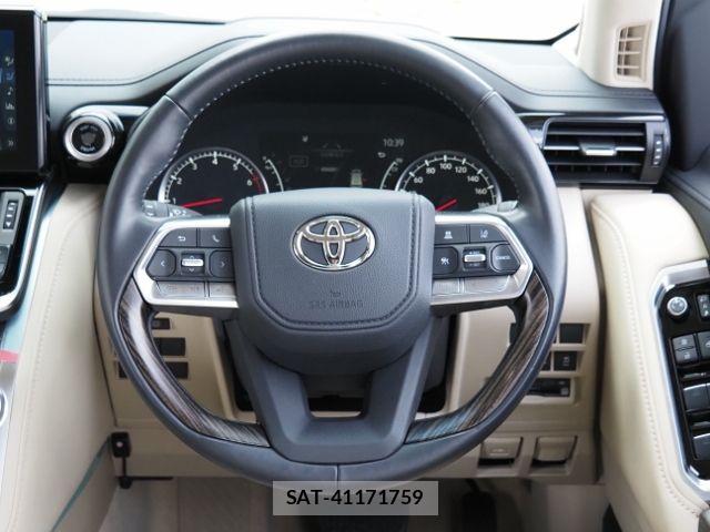 Toyota LAND CRUISER 2023-06 8562350-21