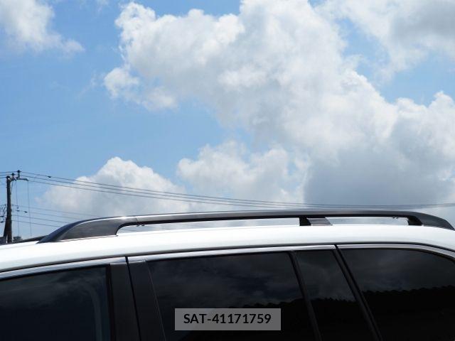 Toyota LAND CRUISER 2023-06 8562350-8