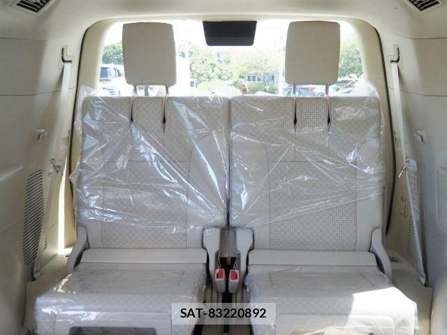 Toyota LAND CRUISER 2024-06 8562349-17