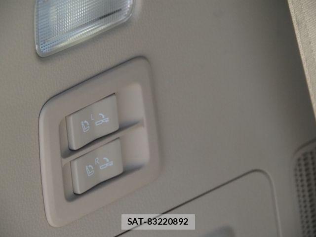 Toyota LAND CRUISER 2024-06 8562349-19