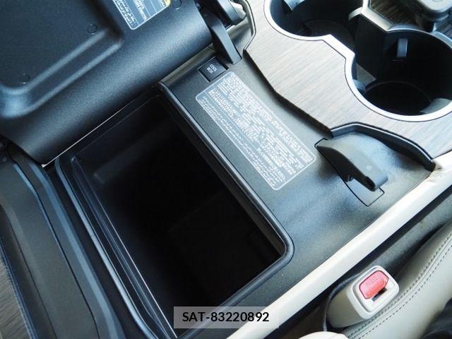 Toyota LAND CRUISER 2024-06 8562349-28