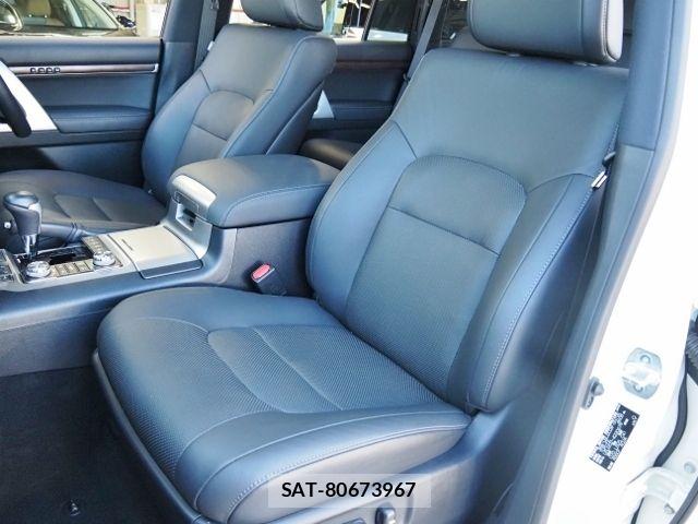 Toyota LAND CRUISER 2021-01 8562353-12