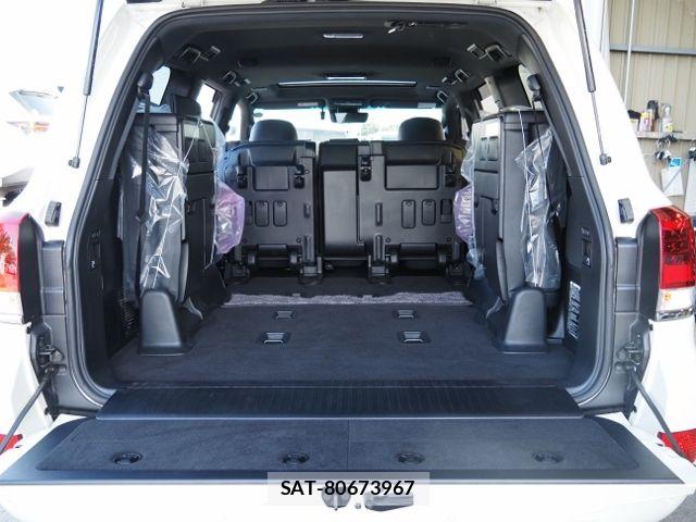 Toyota LAND CRUISER 2021-01 8562353-17