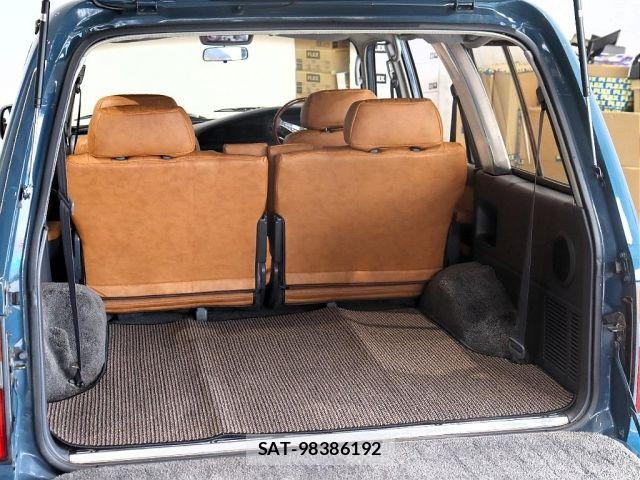 Toyota LAND CRUISER 1993-01 8562352-1