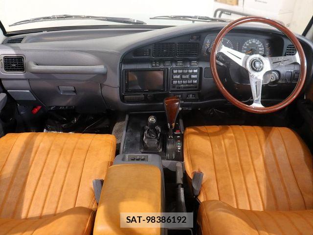 Toyota LAND CRUISER 1993-01 8562352-2
