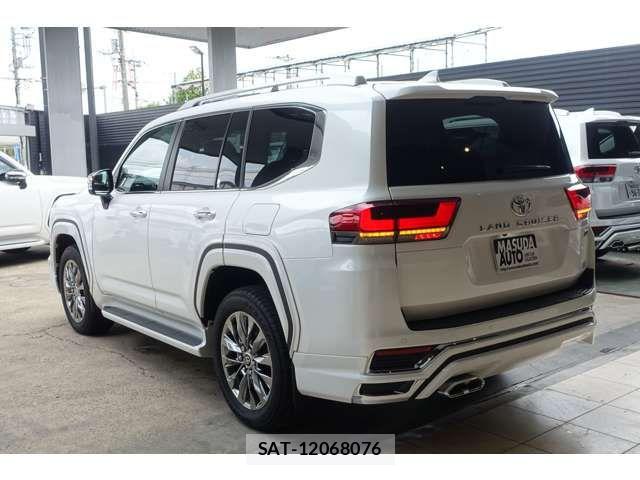 Toyota LAND CRUISER 2024-12 8562347-4