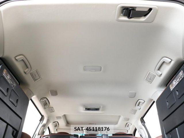 Toyota LAND CRUISER 2020-01 8627396-9