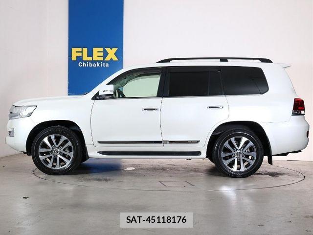Toyota LAND CRUISER 2020-01 8627396-10