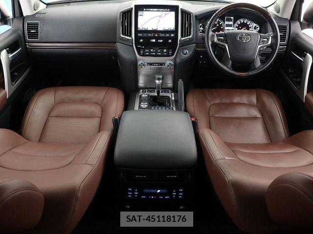 Toyota LAND CRUISER 2020-01 8627396-1