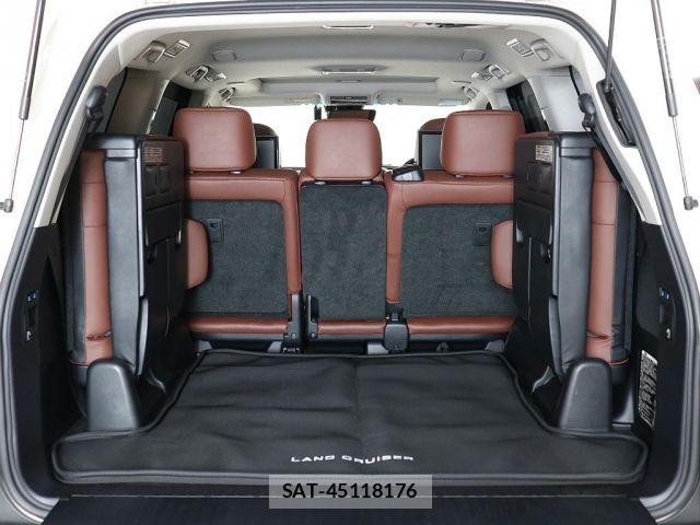 Toyota LAND CRUISER 2020-01 8627396-8