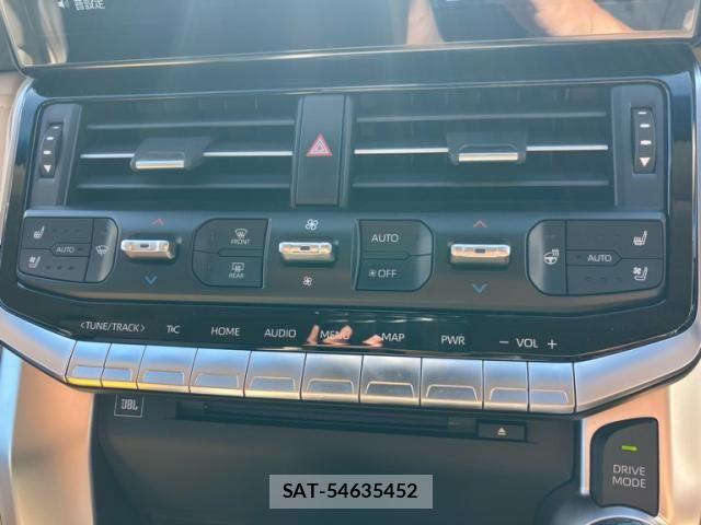 Toyota LAND CRUISER 2023-10 8627391-22