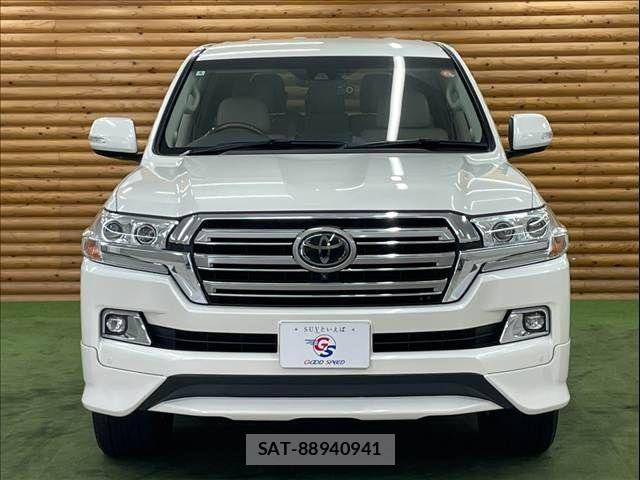 Toyota LAND CRUISER 2018-04 8627397-14