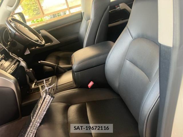 Toyota LAND CRUISER 2013-03 8627401-12
