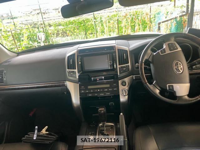 Toyota LAND CRUISER 2013-03 8627401-16