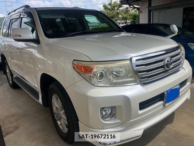 Toyota LAND CRUISER 2013-03 8627401-1