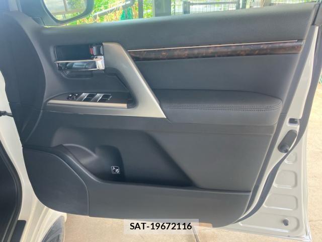 Toyota LAND CRUISER 2013-03 8627401-8