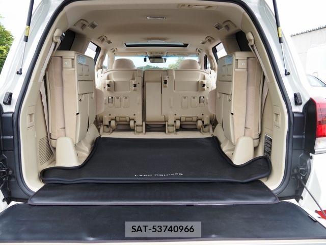 Toyota LAND CRUISER 2016-07 8627398-18