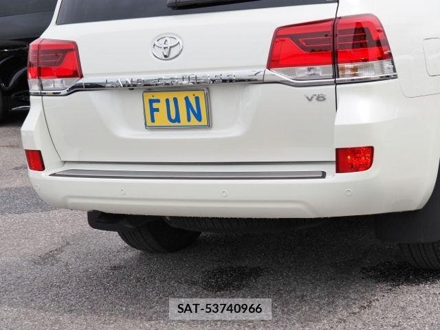 Toyota LAND CRUISER 2016-07 8627398-29