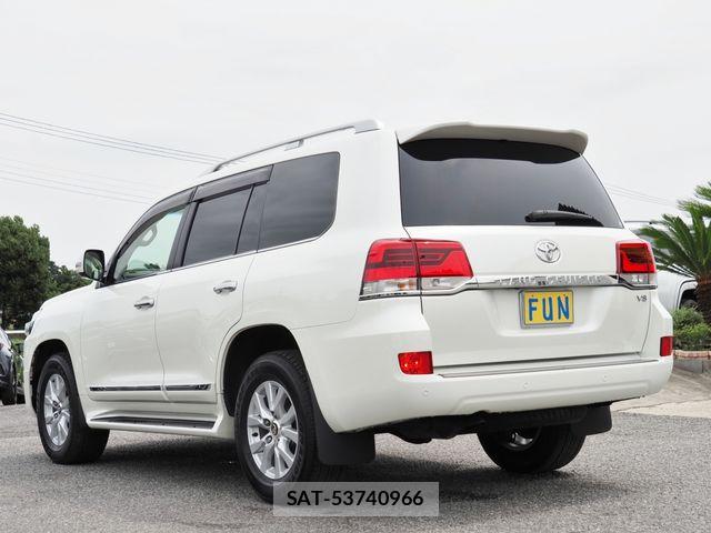 Toyota LAND CRUISER 2016-07 8627398-5