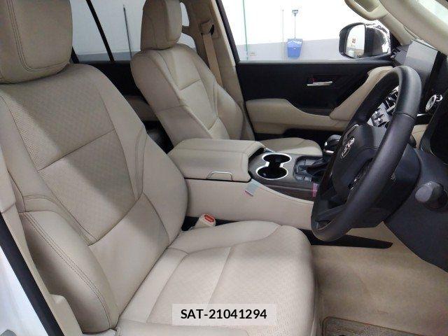 Toyota LAND CRUISER 2024-03 8627389-9
