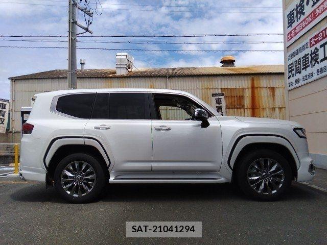Toyota LAND CRUISER 2024-03 8627389-16